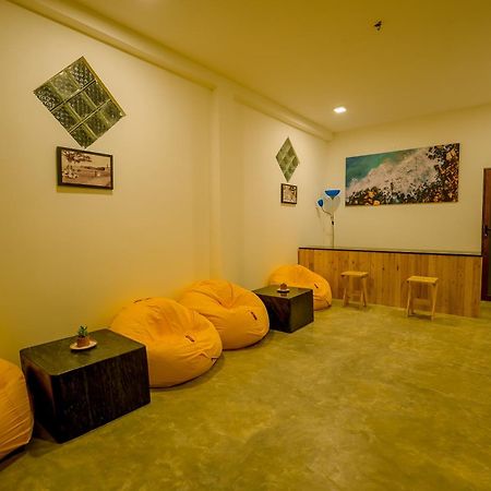 Sixth Sense Hostel Unawatuna Exterior photo